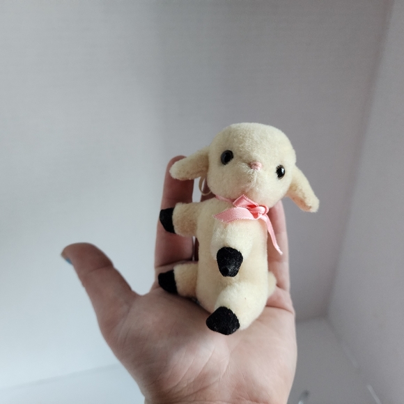 Vintage 1980s Dakin Easter Lamb Plush Ornaments or Decor Set - Picture 6 of 8